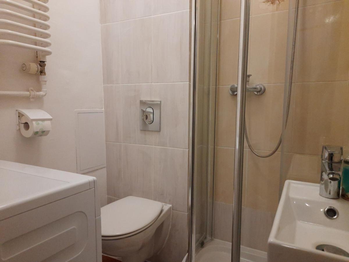 "Sady Flat" Apartment Варшава Екстериор снимка